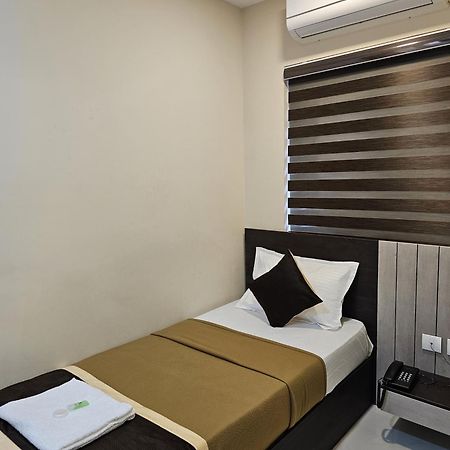 Thaal Residency Cheruvathur-Hala Groups Nīleshwar Dış mekan fotoğraf