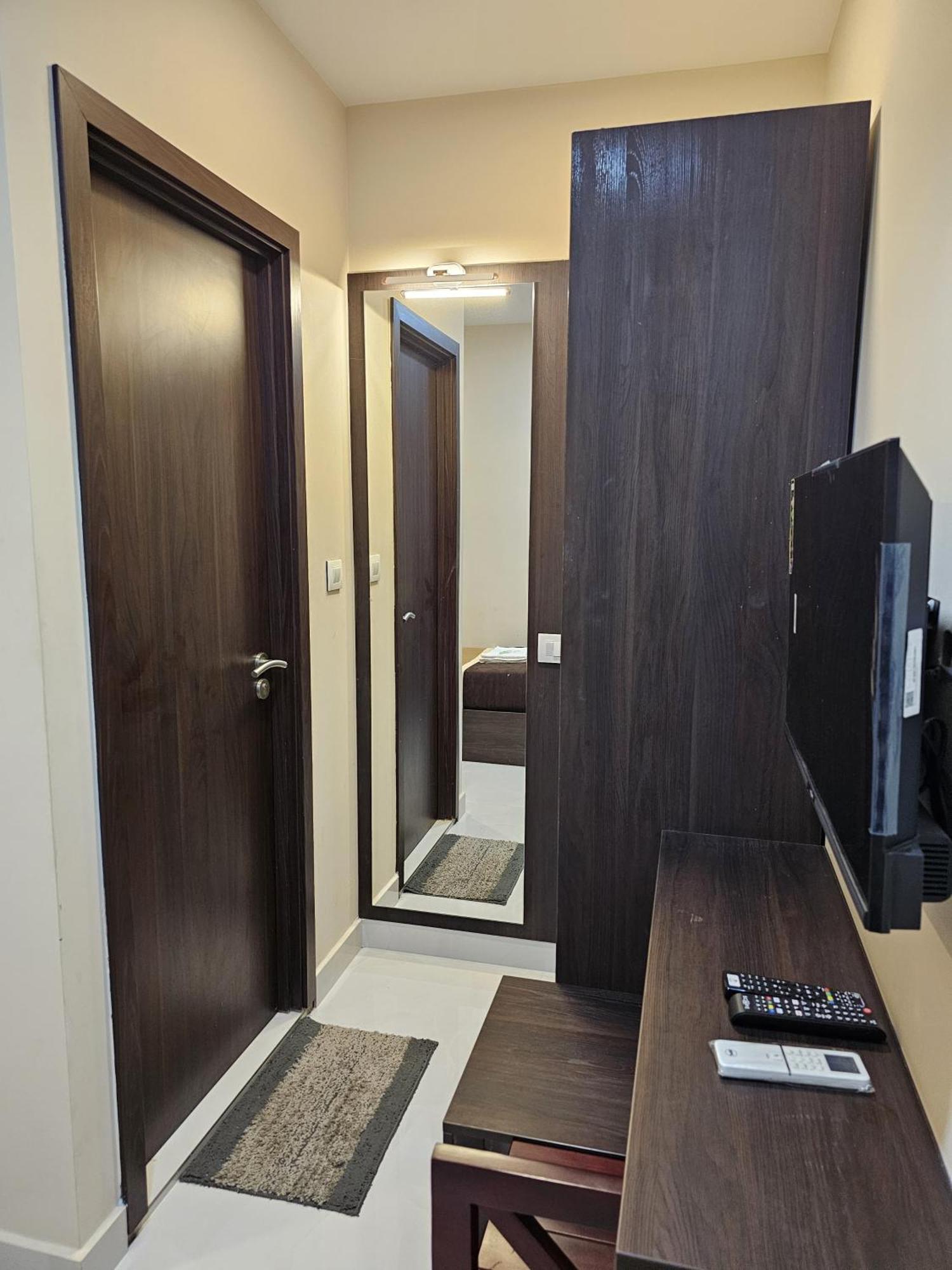 Thaal Residency Cheruvathur-Hala Groups Nīleshwar Dış mekan fotoğraf